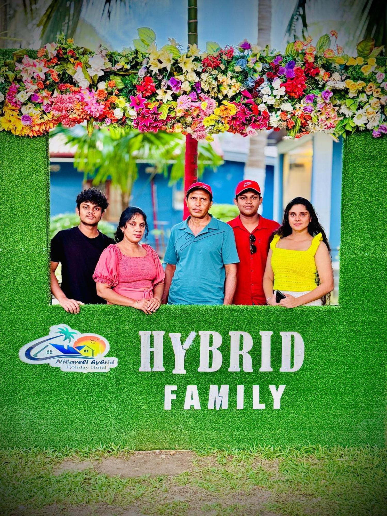 Nilaveli Hybrid Holiday Hotel Esterno foto