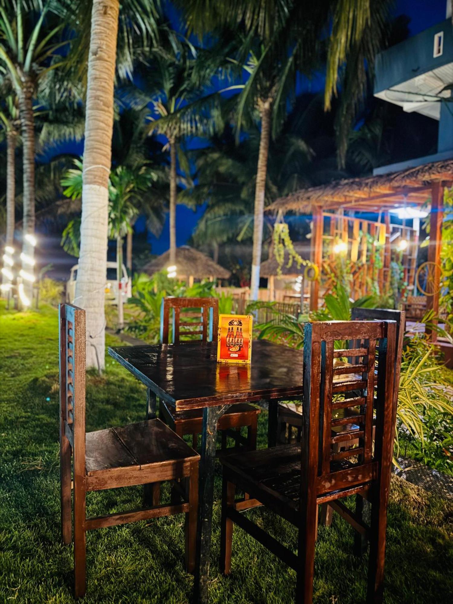 Nilaveli Hybrid Holiday Hotel Esterno foto
