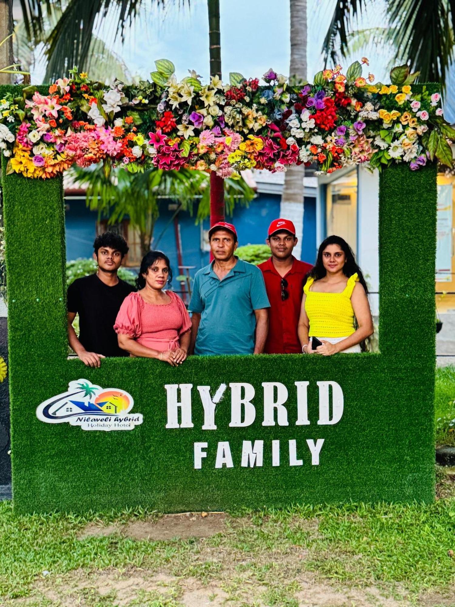 Nilaveli Hybrid Holiday Hotel Esterno foto